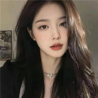 她房间里的云